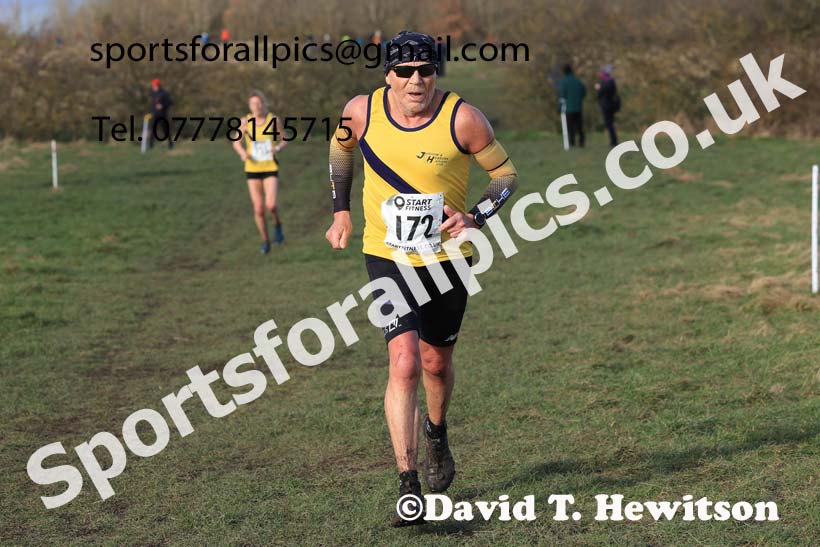 Womens 35 and Over and Mens 65 and Over, 2024 NEMAA Cross Country Champs., Wallsend. Photo: David T. Hewitson/Sports for All Pics